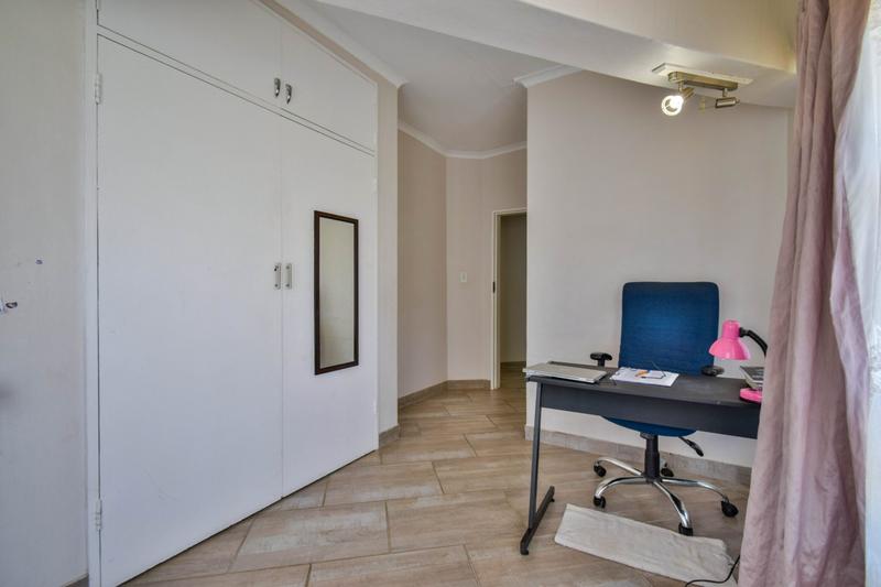 4 Bedroom Property for Sale in Sinoville Gauteng