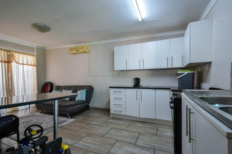 4 Bedroom Property for Sale in Sinoville Gauteng