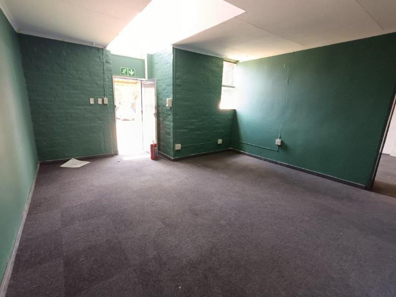 To Let Commercial Property for Rent in Robertville Gauteng