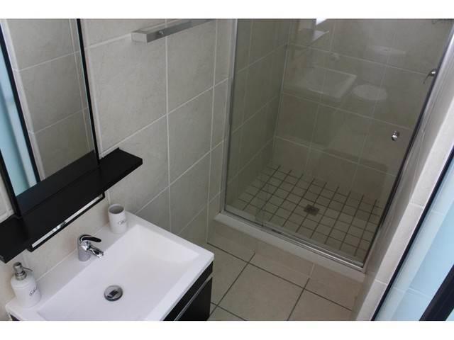 To Let 2 Bedroom Property for Rent in Greenstone Hill Gauteng