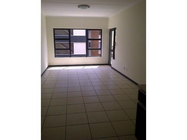 To Let 2 Bedroom Property for Rent in Greenstone Hill Gauteng