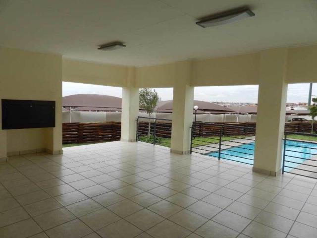 To Let 2 Bedroom Property for Rent in Greenstone Hill Gauteng
