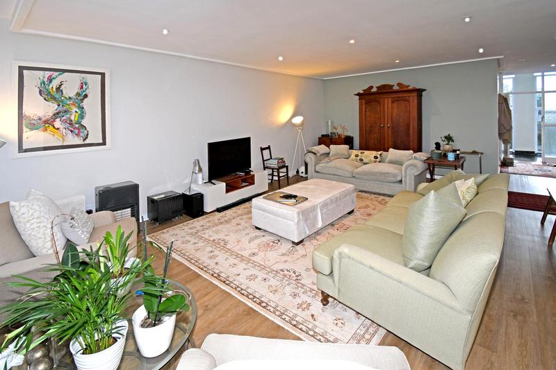 To Let 2 Bedroom Property for Rent in Hyde Park Gauteng