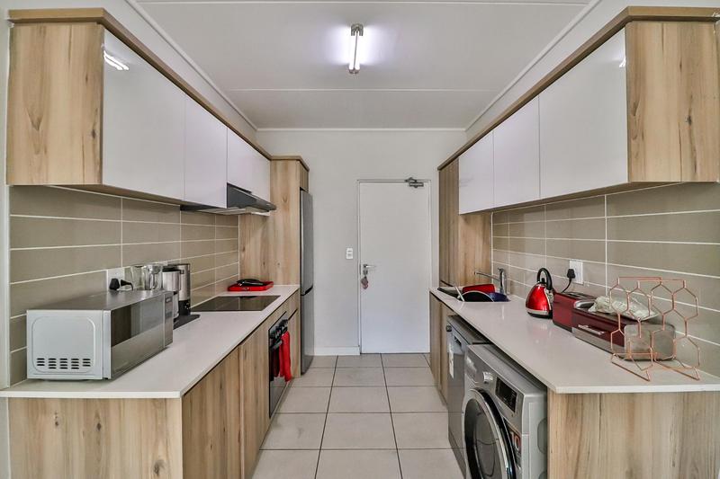 1 Bedroom Property for Sale in Linbro Park Gauteng