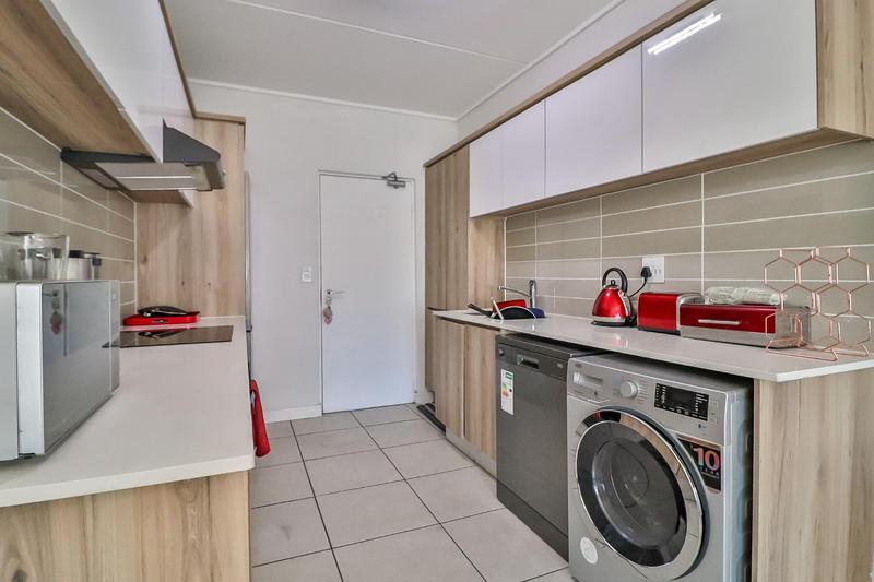1 Bedroom Property for Sale in Linbro Park Gauteng