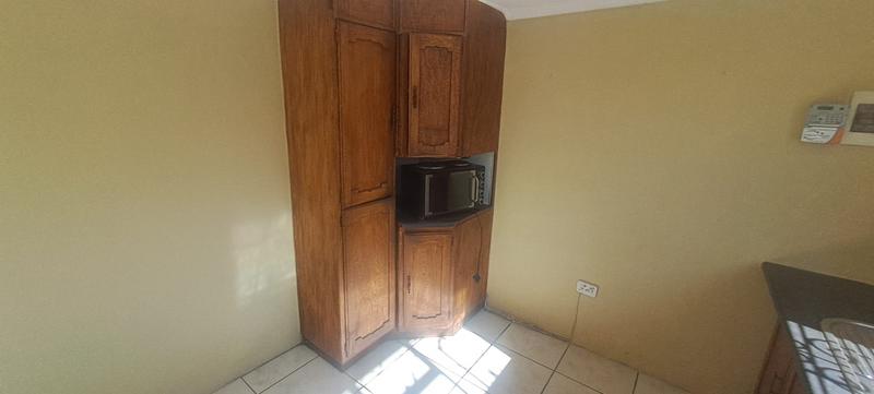 To Let 2 Bedroom Property for Rent in Elspark Gauteng