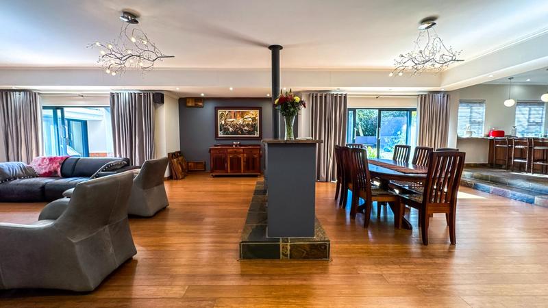 4 Bedroom Property for Sale in Midstream Ridge Gauteng