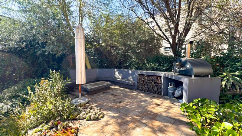 4 Bedroom Property for Sale in Midstream Ridge Gauteng