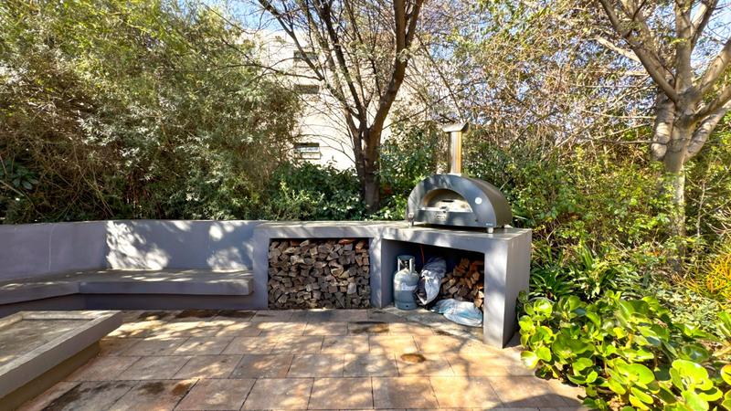 4 Bedroom Property for Sale in Midstream Ridge Gauteng