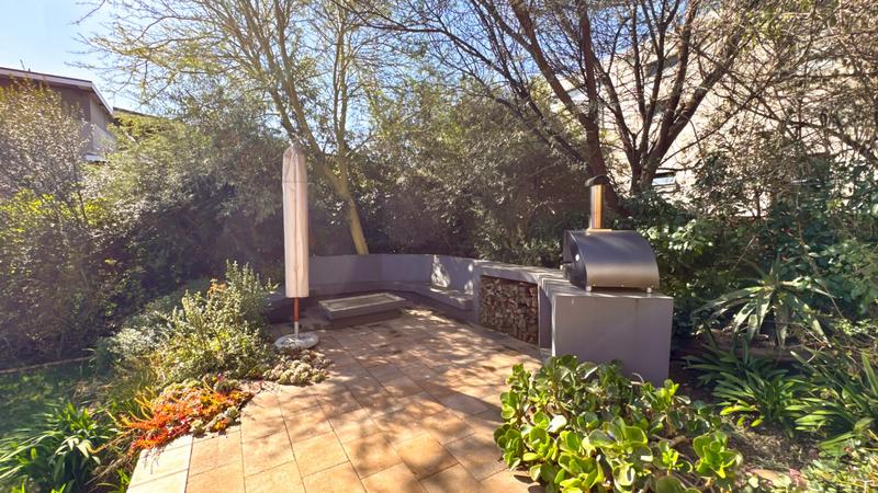 4 Bedroom Property for Sale in Midstream Ridge Gauteng
