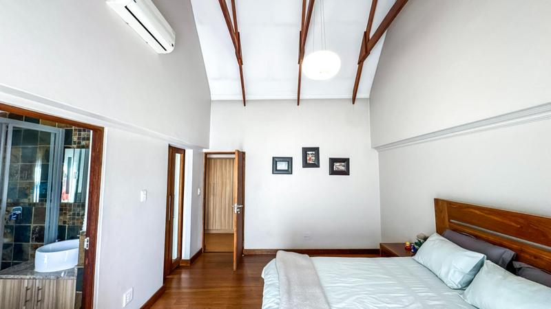 4 Bedroom Property for Sale in Midstream Ridge Gauteng