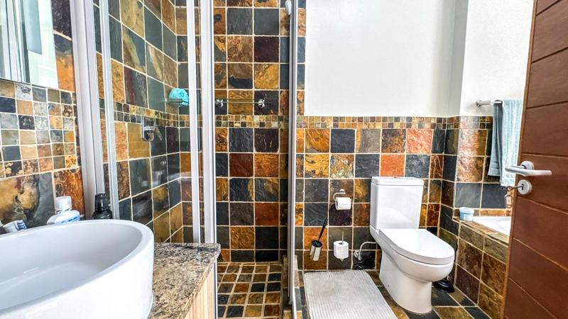 4 Bedroom Property for Sale in Midstream Ridge Gauteng