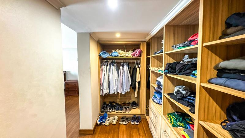 4 Bedroom Property for Sale in Midstream Ridge Gauteng