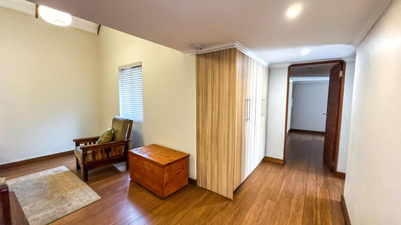 4 Bedroom Property for Sale in Midstream Ridge Gauteng