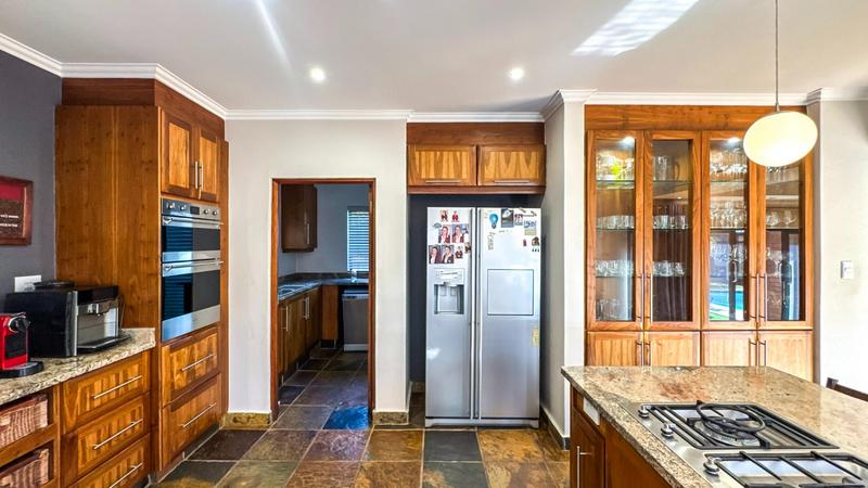 4 Bedroom Property for Sale in Midstream Ridge Gauteng