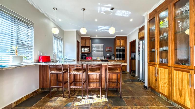 4 Bedroom Property for Sale in Midstream Ridge Gauteng