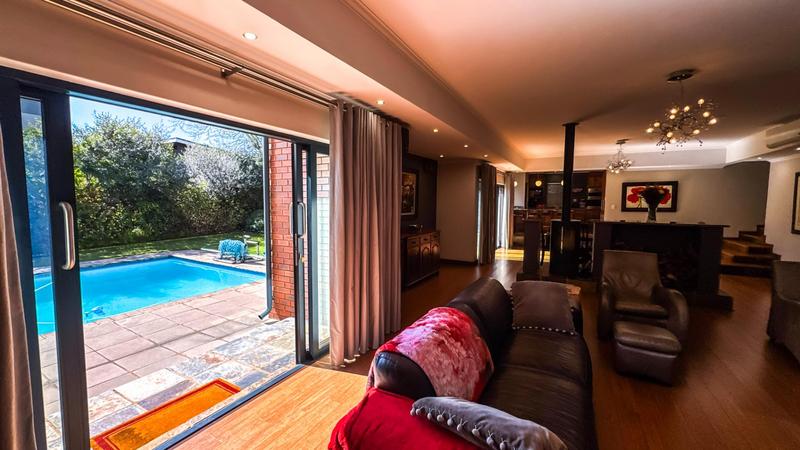 4 Bedroom Property for Sale in Midstream Ridge Gauteng