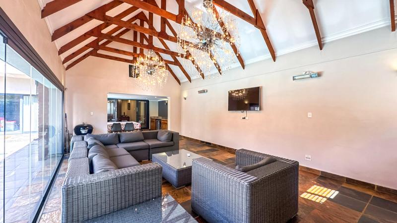 4 Bedroom Property for Sale in Midstream Ridge Gauteng