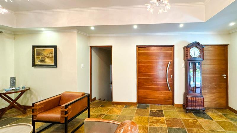 4 Bedroom Property for Sale in Midstream Ridge Gauteng