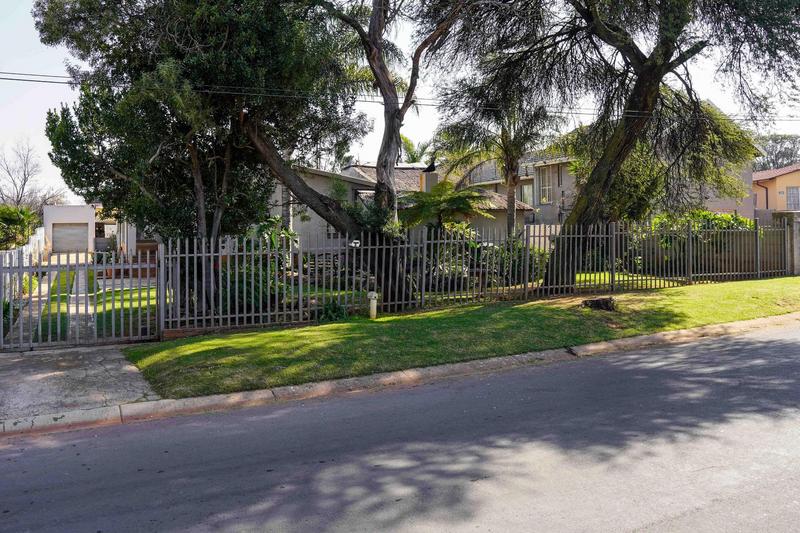 3 Bedroom Property for Sale in Witpoortjie Gauteng