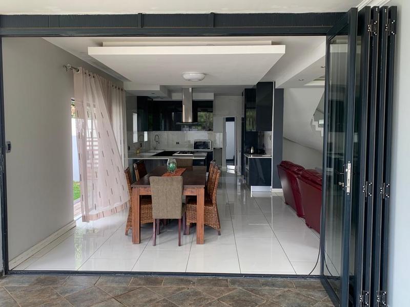 To Let 5 Bedroom Property for Rent in Lynnwood Glen Gauteng