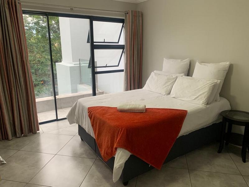 To Let 5 Bedroom Property for Rent in Lynnwood Glen Gauteng