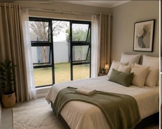 To Let 5 Bedroom Property for Rent in Lynnwood Glen Gauteng