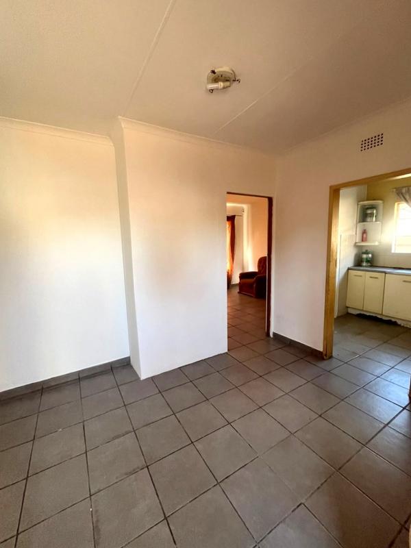 2 Bedroom Property for Sale in Roodepoort North Gauteng