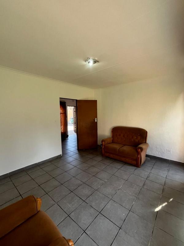 2 Bedroom Property for Sale in Roodepoort North Gauteng