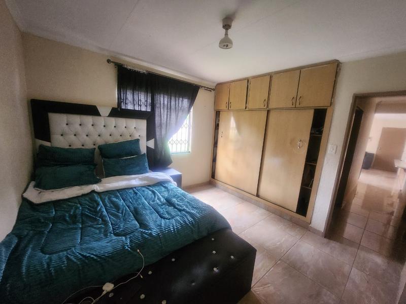 To Let 3 Bedroom Property for Rent in Ormonde Gauteng