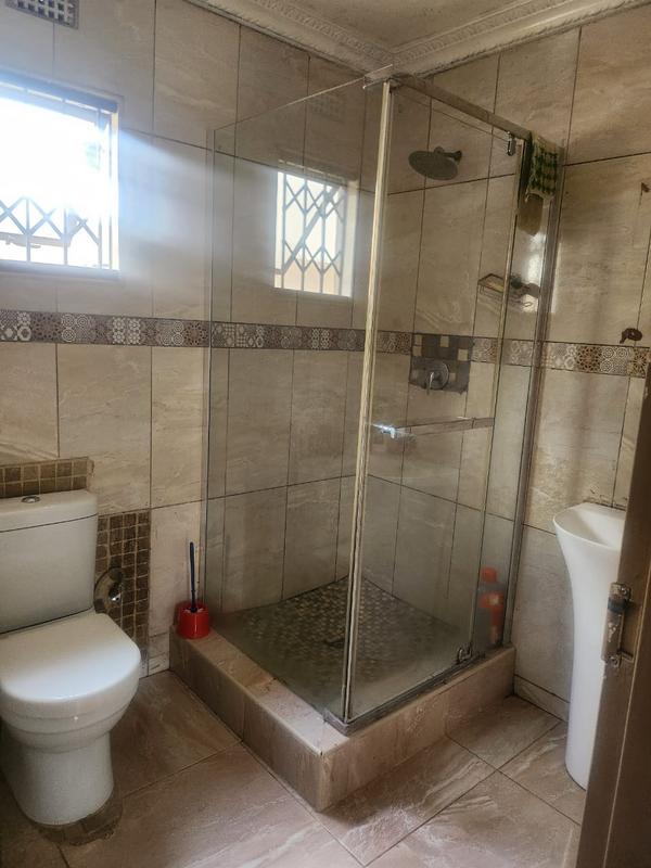 To Let 3 Bedroom Property for Rent in Ormonde Gauteng