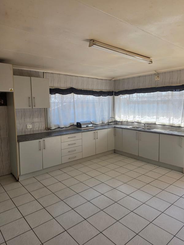 3 Bedroom Property for Sale in Kenilworth Gauteng