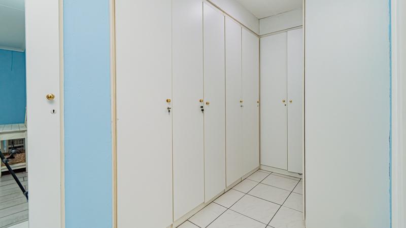 6 Bedroom Property for Sale in Brackenhurst Gauteng