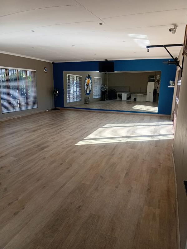 4 Bedroom Property for Sale in Randhart Gauteng