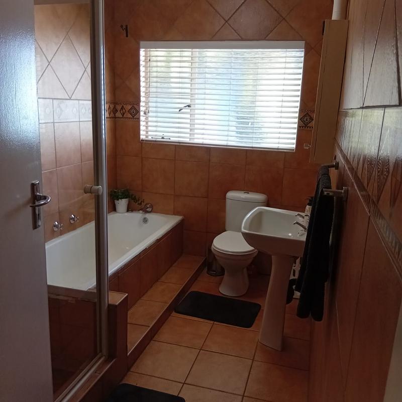 4 Bedroom Property for Sale in Randhart Gauteng