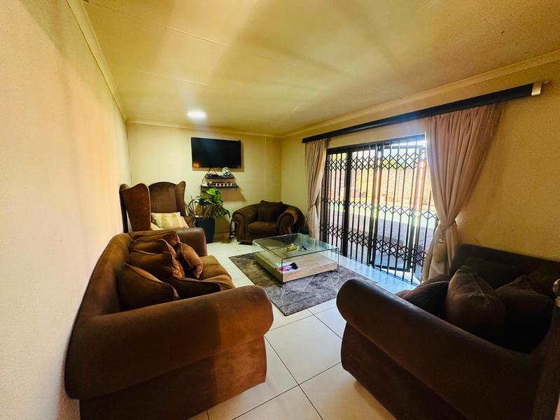 3 Bedroom Property for Sale in Klopperpark Gauteng