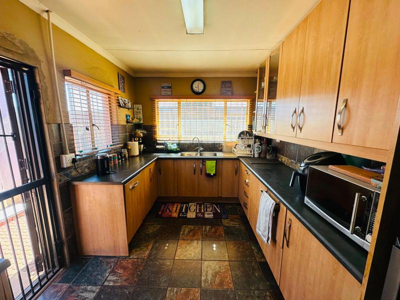 3 Bedroom Property for Sale in Klopperpark Gauteng