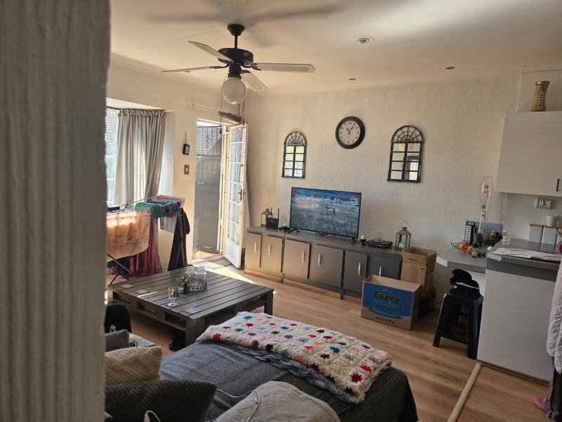 1 Bedroom Property for Sale in Norkem Park Gauteng