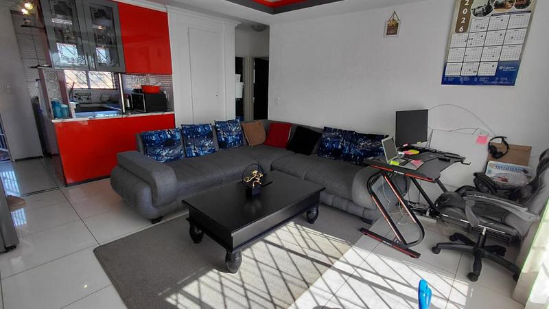 2 Bedroom Property for Sale in Linmeyer Gauteng