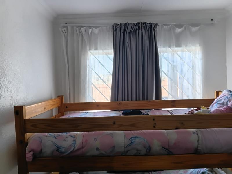 2 Bedroom Property for Sale in Linmeyer Gauteng
