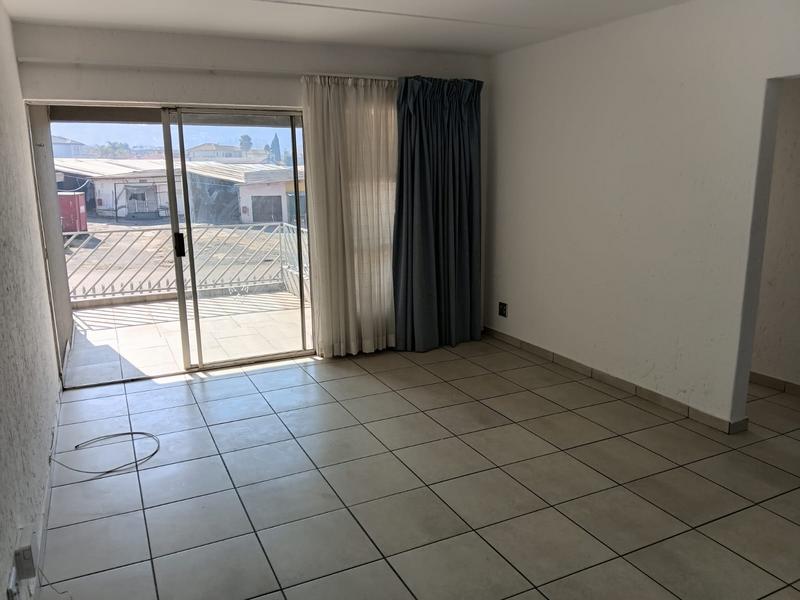 2 Bedroom Property for Sale in Mulbarton Gauteng