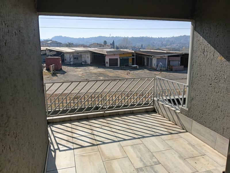 2 Bedroom Property for Sale in Mulbarton Gauteng
