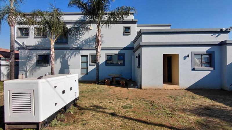 4 Bedroom Property for Sale in Liefde en Vrede Gauteng