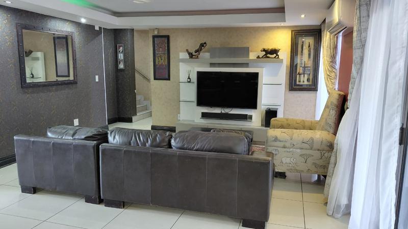4 Bedroom Property for Sale in Liefde en Vrede Gauteng