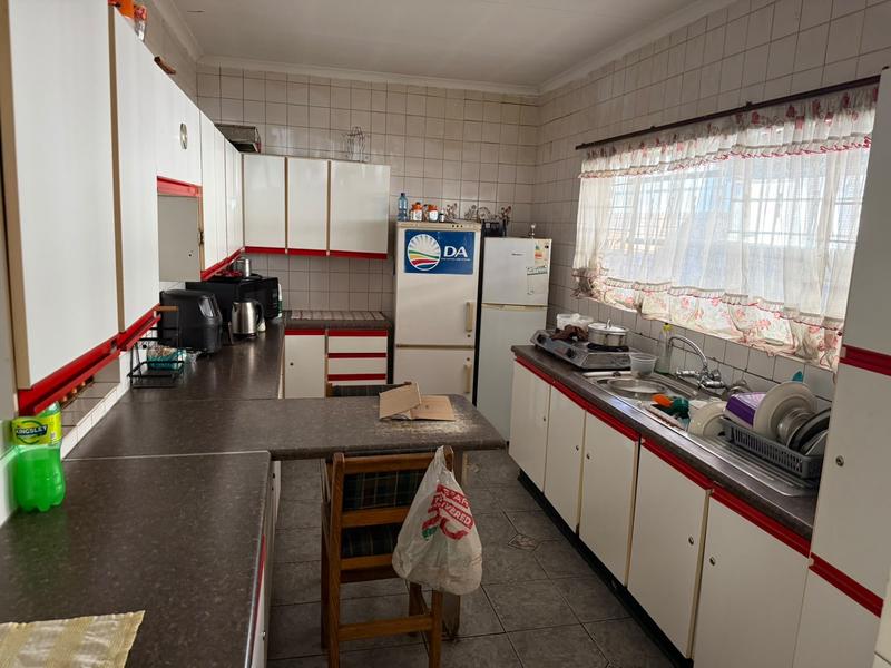 4 Bedroom Property for Sale in Laudium Gauteng