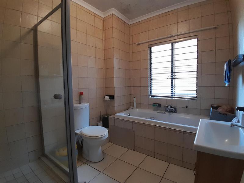 2 Bedroom Property for Sale in Eldo Lakes Estate Gauteng