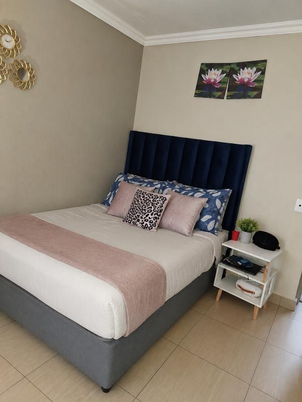 To Let 2 Bedroom Property for Rent in Moregloed Gauteng