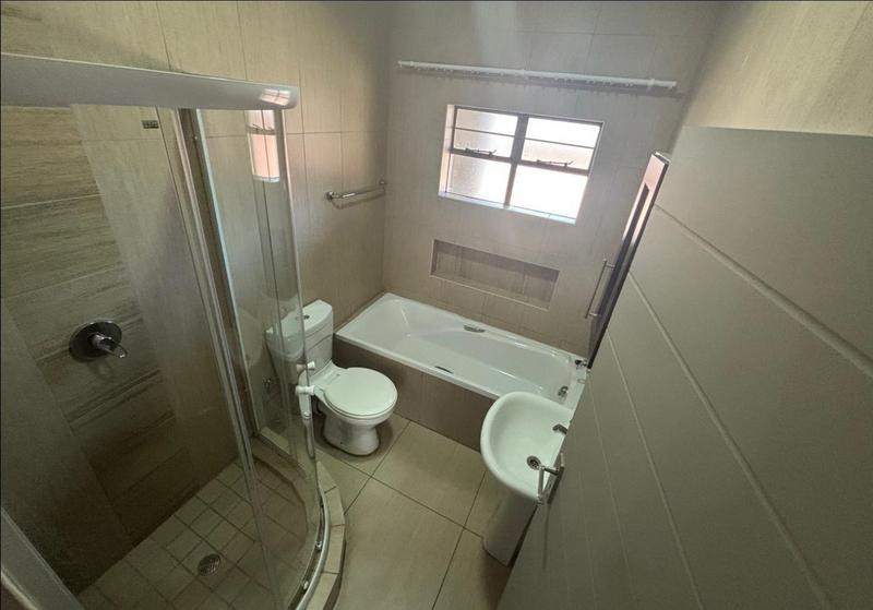 2 Bedroom Property for Sale in Moregloed Gauteng