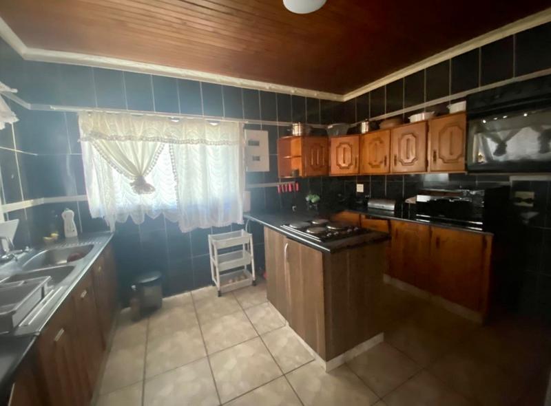 3 Bedroom Property for Sale in Vanderbijlpark CW 5 Gauteng