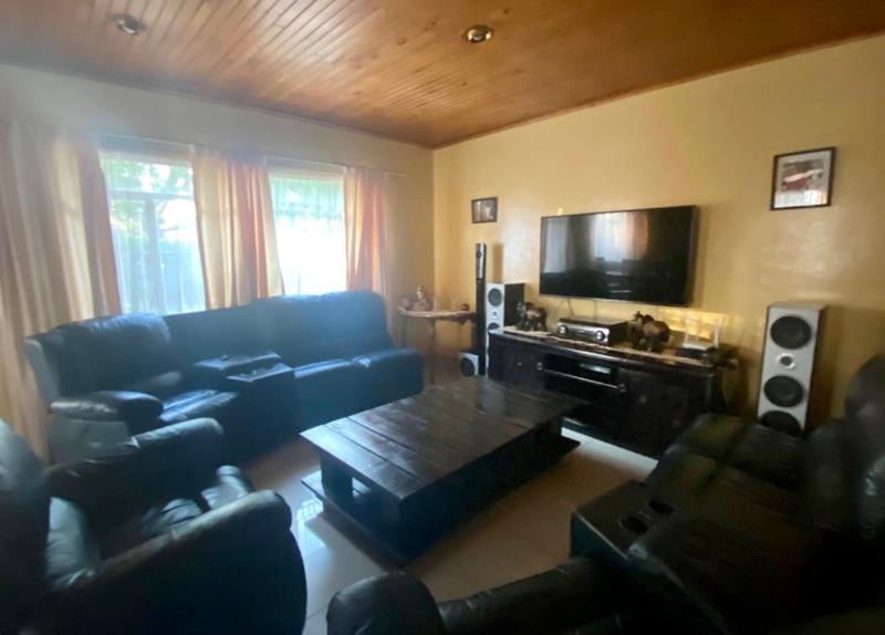 3 Bedroom Property for Sale in Vanderbijlpark CW 5 Gauteng